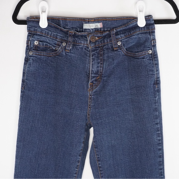 Levi's 512 Perfectly Slimming Bootcut Jeans - Picture 3 of 8